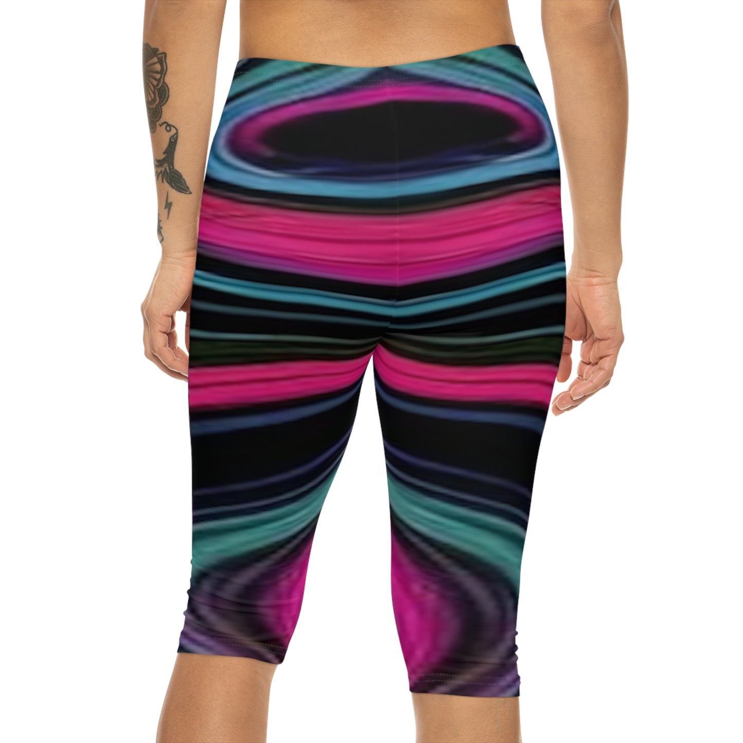 Swirl Pattern Basic Women’s Capri Leggings (AOP)