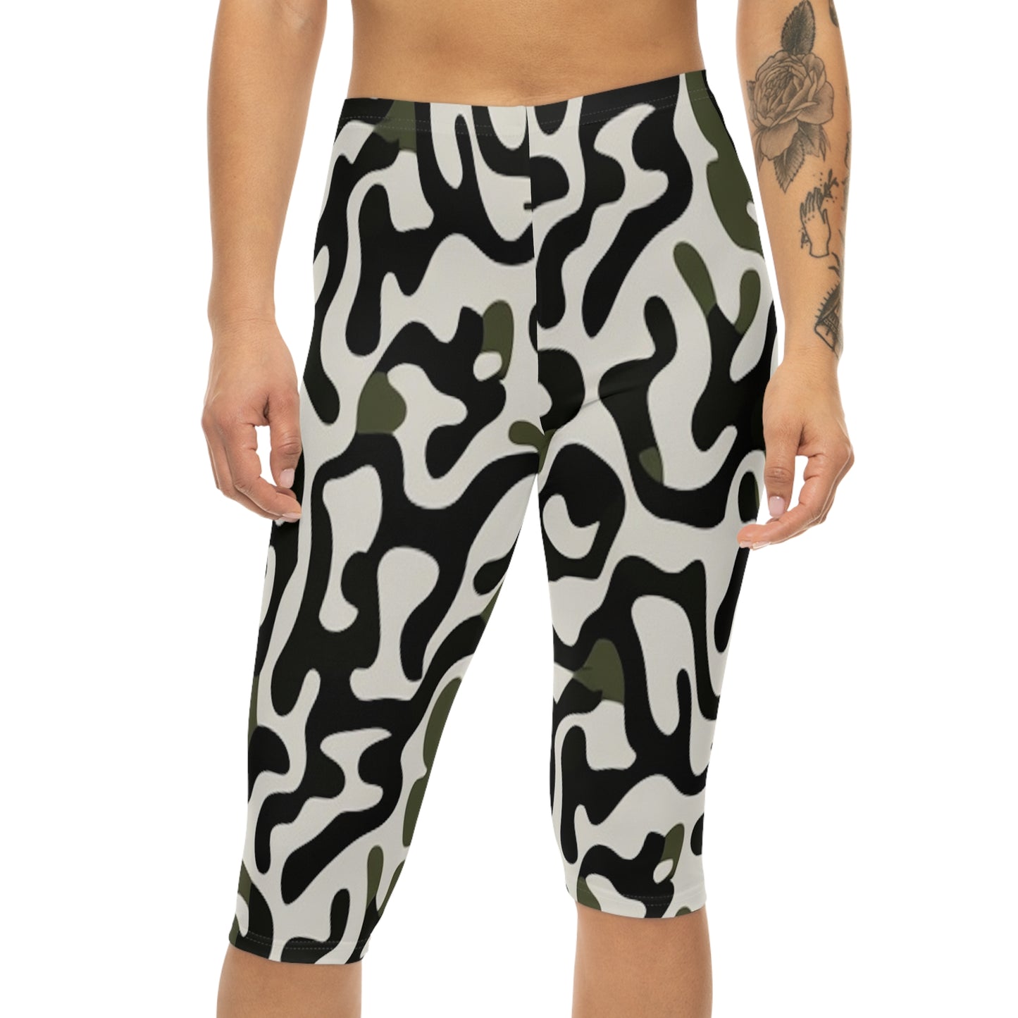 Camo Swirl Pattern Alpha Women’s Capri Leggings (AOP)