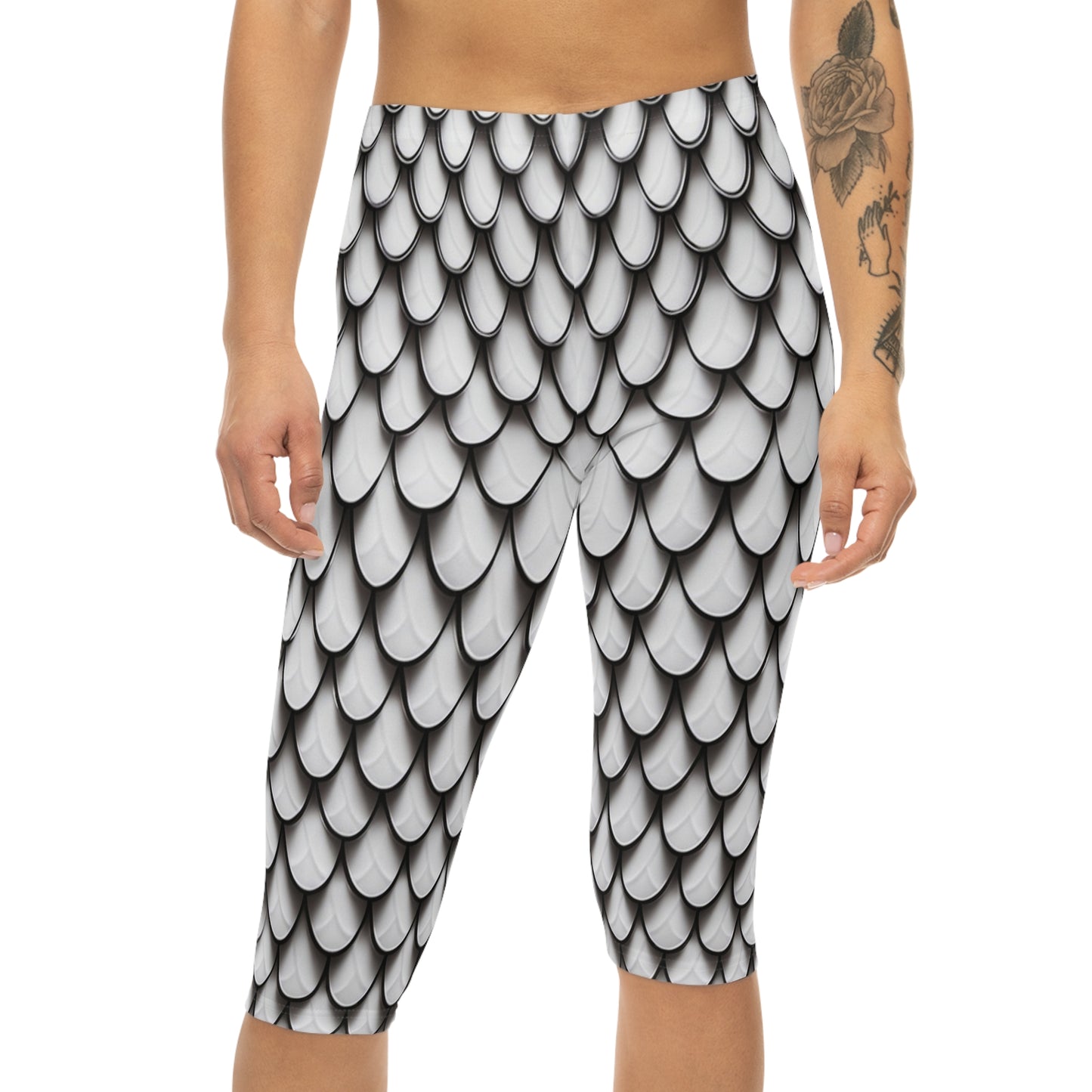 White Fish Scale Beauty Women’s Capri Leggings (AOP)