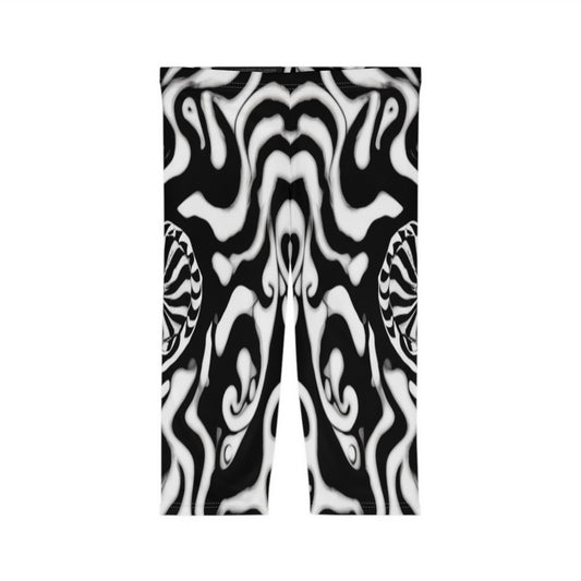 Black and White Center Swirl Women’s Capri Leggings (AOP)