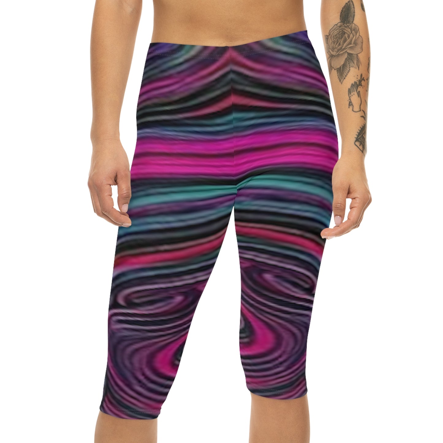 Swirl Pattern Basic Women’s Capri Leggings (AOP)