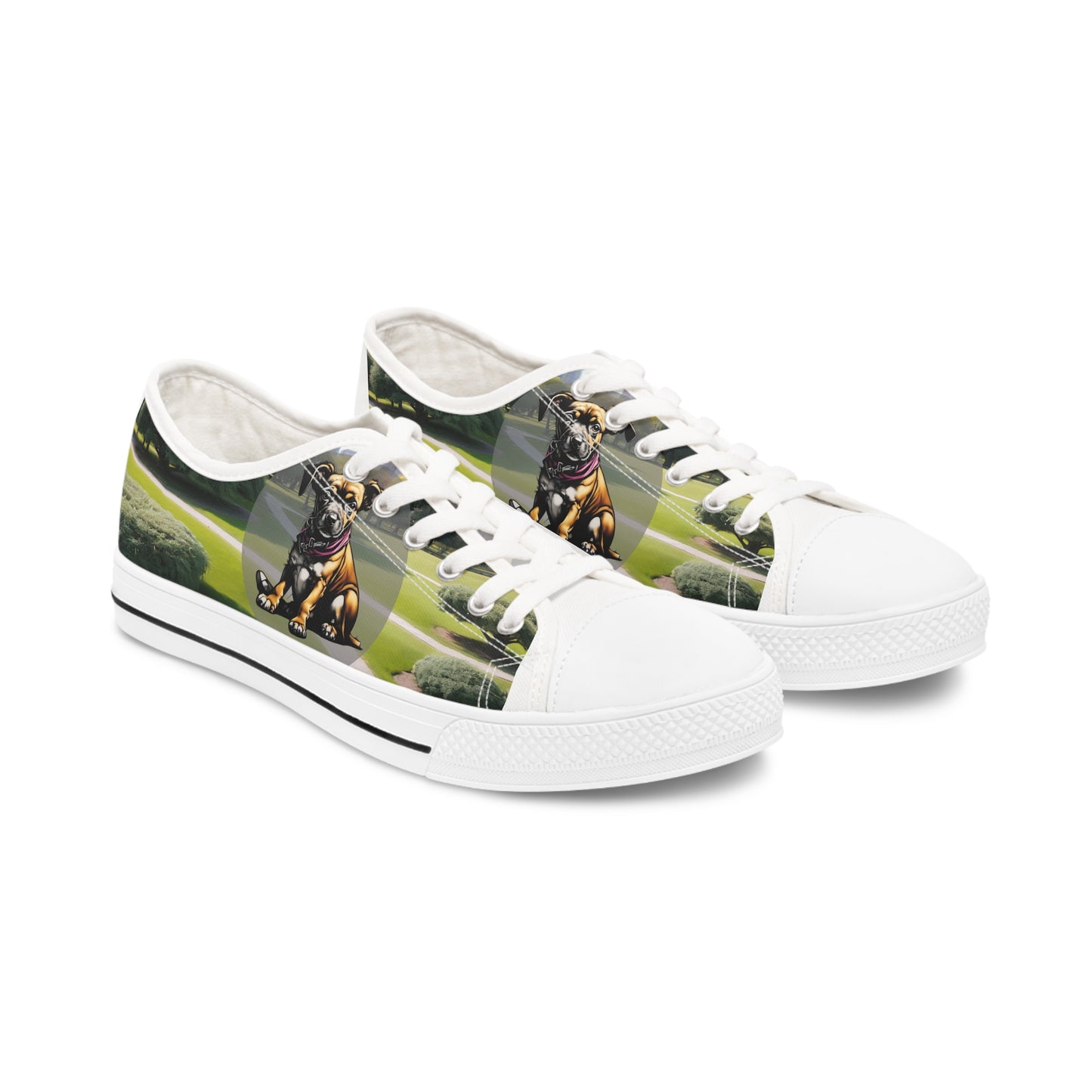 Dog with Purple Collar in Park Women's Low Top Sneakers